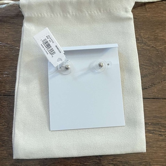 Kendra Scott-Jolie Stud Dichroic glass/silver earrings-NWT - Picture 3 of 10